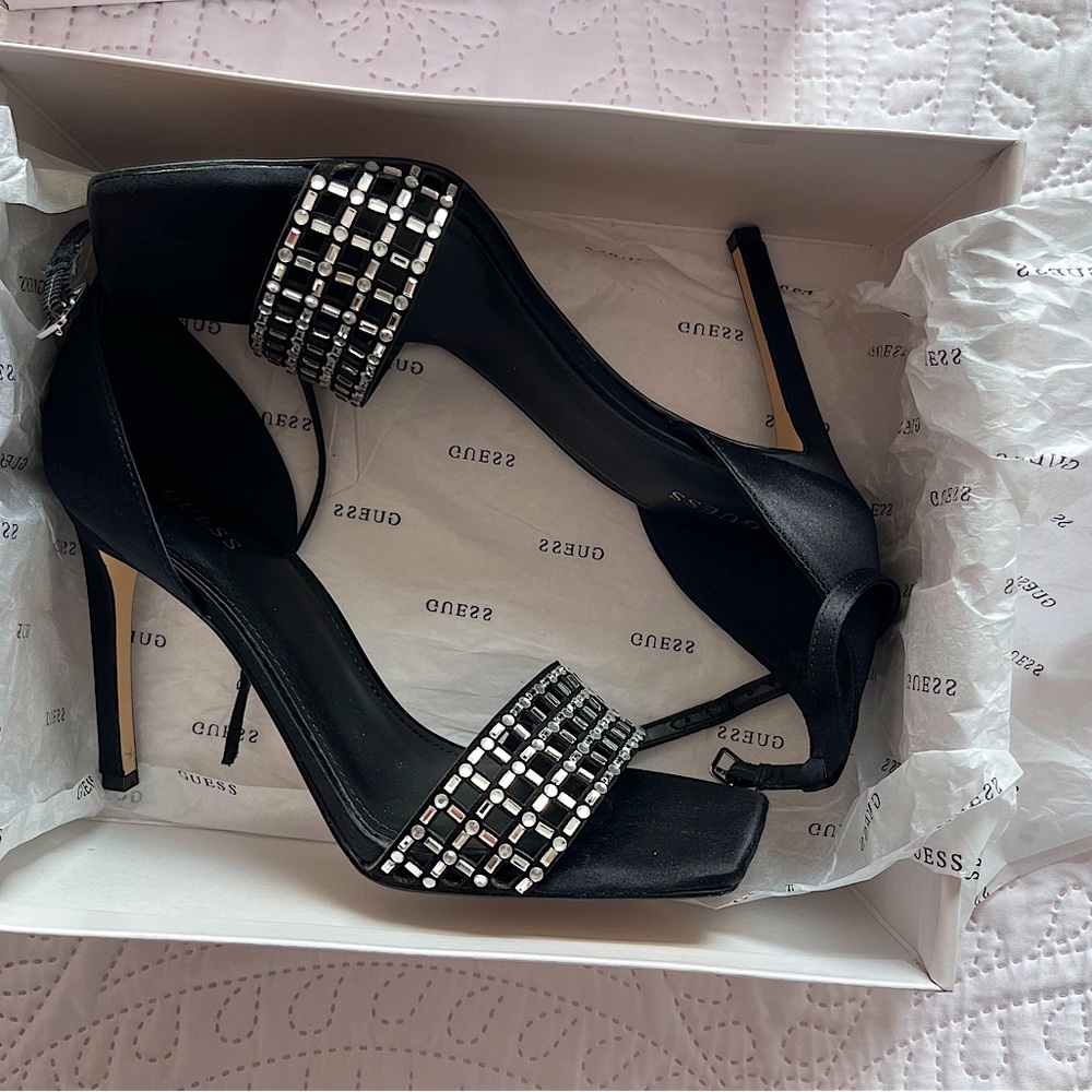 Guess Women Yael Diamond Heels